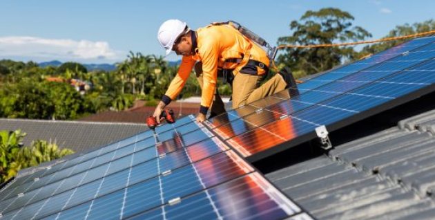 Fixadores para Energia Solar Fotovoltaica: Escolha Inteligente com a CRV Parafusos